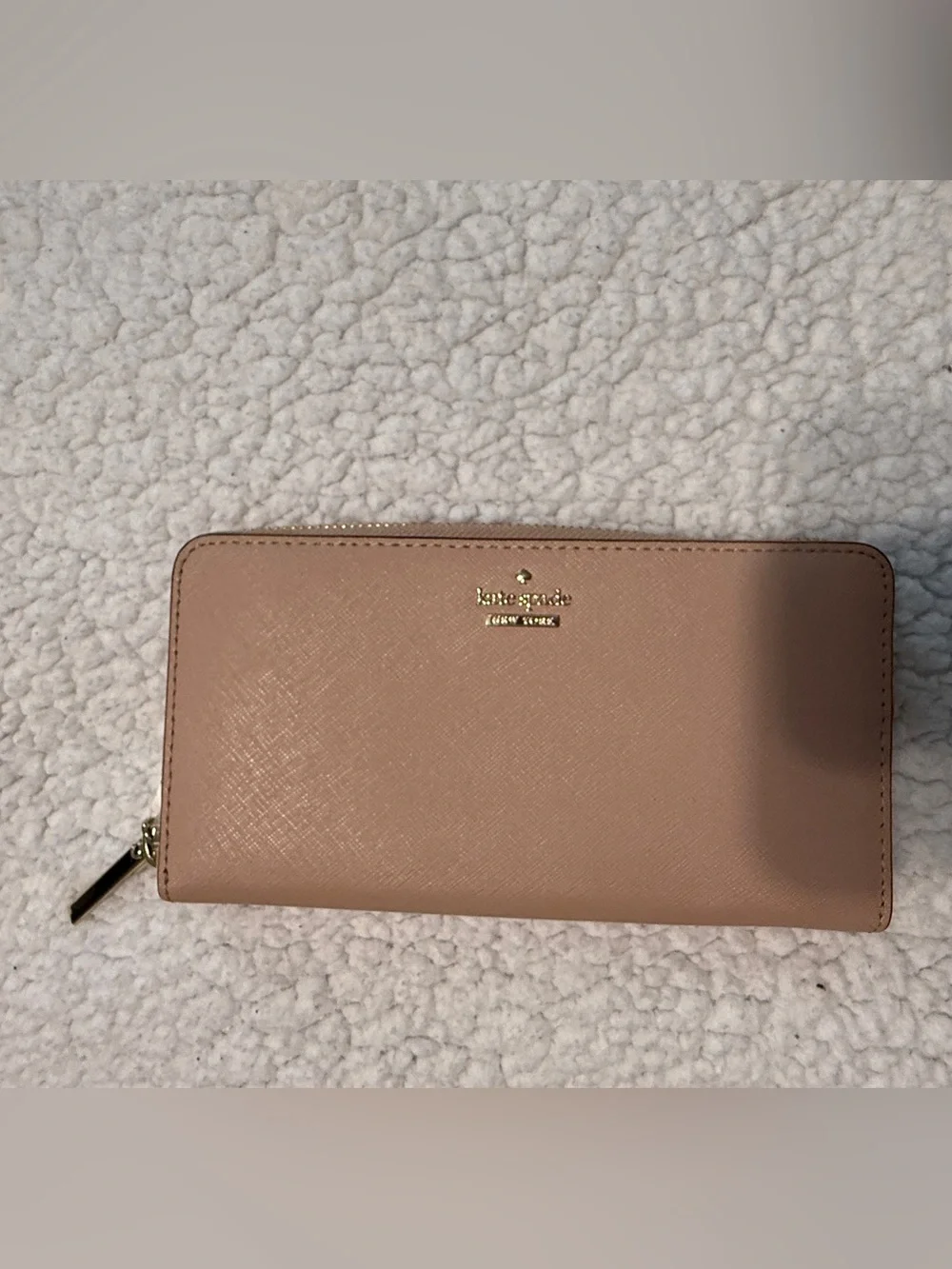 Kate Spade Blush Leather Zip Wallet